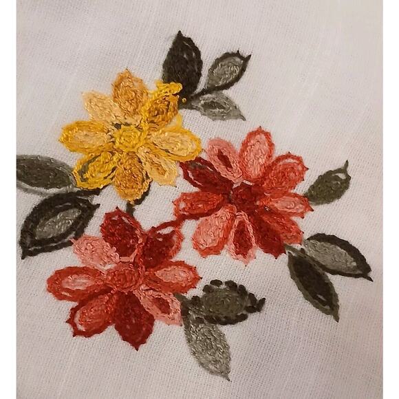 VNTG Forever 21 FLORAL EMBROIDERED Top Size M White Bohemian Festival Cropped 9 - Picture 5 of 15